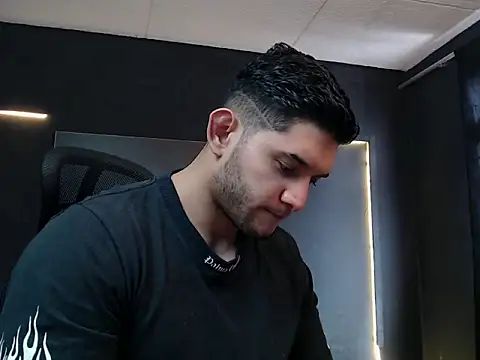 RichardMilleer online show from September 2025 01:48:01 PM