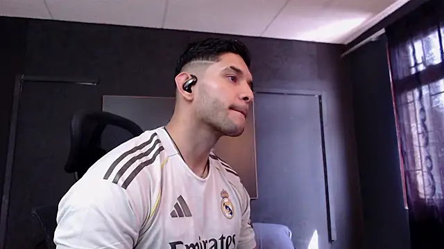 RichardMilleer online show from April 2026 02:19:01 PM