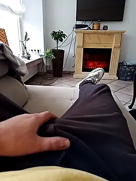 fullystroked online show from November 2025 10:20:02 AM