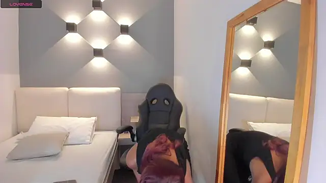 selena monroy online show from January 2026 11:06:01 AM