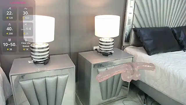 MavisManson online show from October 2025 07:48:02 PM