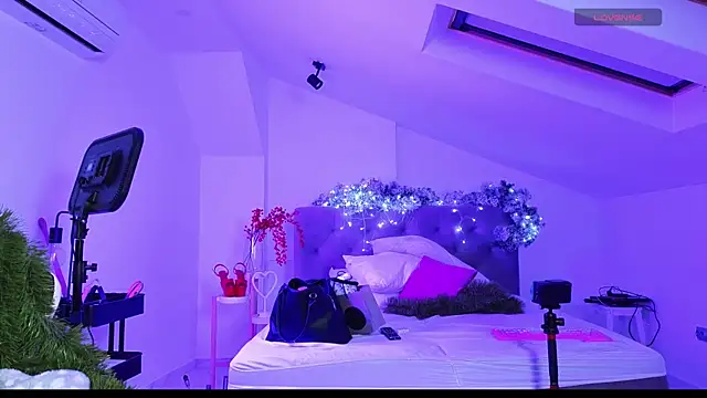 Jessasmith online show from December 2025 08:19:02 AM