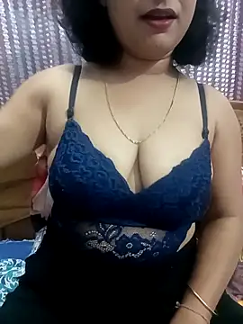 Deliciouskimi online show from December 2025 12:29:02 PM