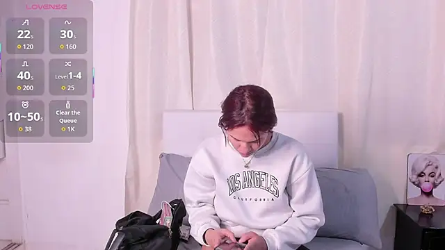 Snapshot of Victoriaa_Zans chatting on November 2025 10:41:02 AM Victoriaa Zans online show from November 2025 10:41:02 AM