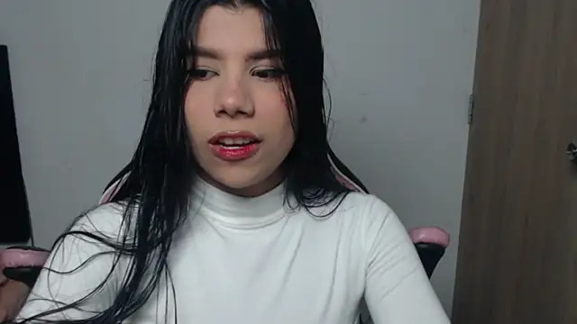 MayaScott11 online show from May 2026 09:19:02 AM