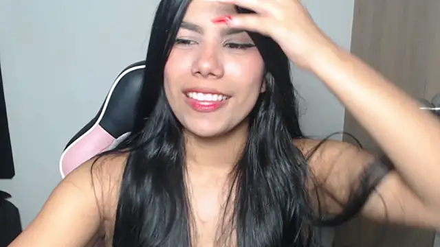 MayaScott11 online show from February 2026 08:06:01 PM