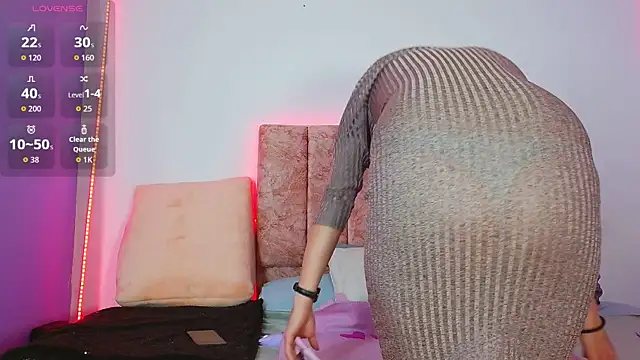 Ava Raye online show from July 2026 07:16:02 PM