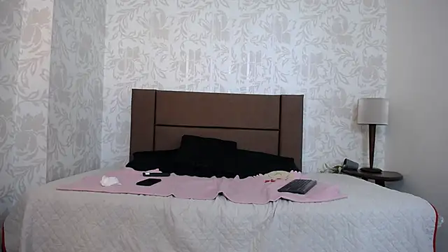 Ava Raye online show from May 2026 06:50:02 PM