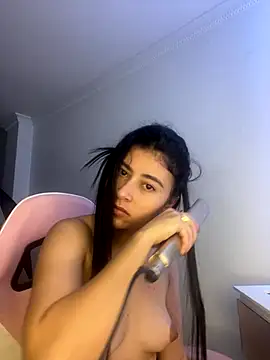 Isabella Montoya online show from October 2025 02:29:01 PM