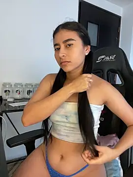 Isabella Montoya online show from September 2025 12:01:02 PM