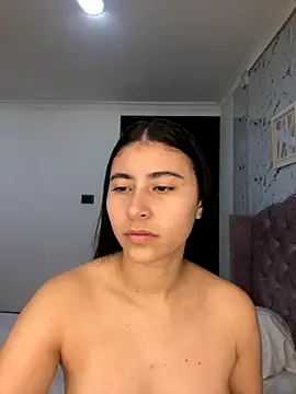 Isabella Montoya online show from October 2025 01:45:01 PM