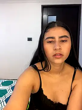 Isabella Montoya online show from October 2025 01:15:02 PM