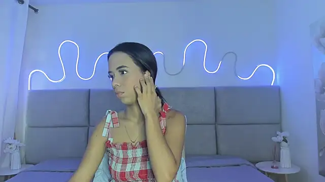 Anntonellaa online show from November 2025 12:21:02 PM