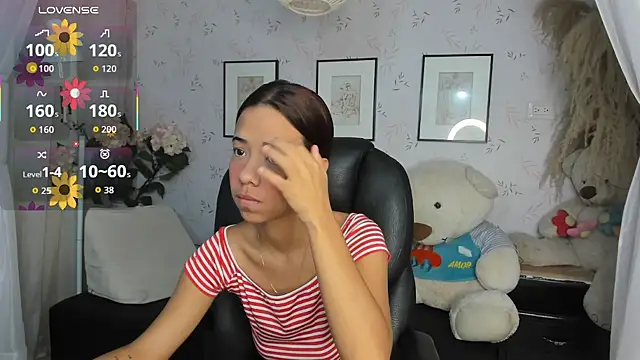 Anntonellaa online show from November 2025 12:16:01 PM