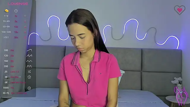 Anntonellaa online show from November 2025 12:21:01 PM