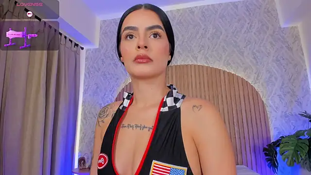Sophiie Belle online show from October 2025 01:24:01 PM
