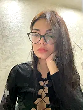 Snapshot of milka_catt chatting on September 2025 04:45:02 PM milka catt online show from September 2025 04:45:02 PM