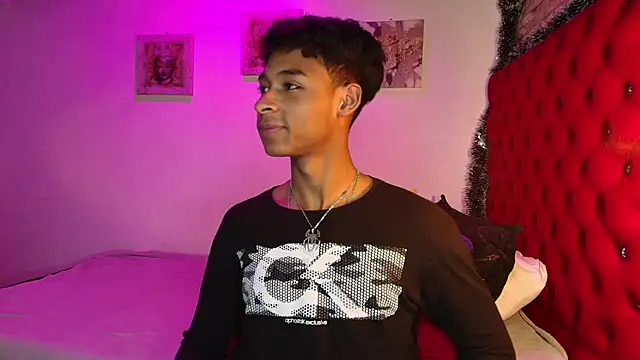 CoffeNaughty nom online show from November 2025 03:22:02 PM