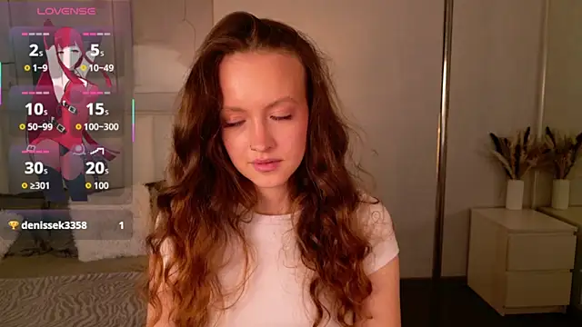 Snapshot of SallyPinkman chatting on October 2025 02:27:02 PM SallyPinkman online show from October 2025 02:27:02 PM