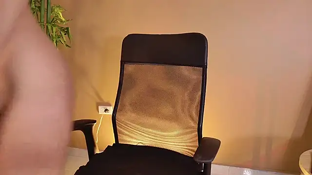 Vicky kittyy online show from November 2025 03:05:01 PM