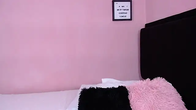 Snapshot of Lyria_Diamond chatting on September 2025 12:39:02 AM Lyria Diamond online show from September 2025 12:39:02 AM