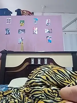 Snapshot of Cachorrinha2025 chatting on November 2025 08:39:02 AM Cachorrinha2025 online show from November 2025 08:39:02 AM