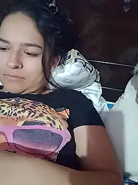 Snapshot of Cachorrinha2025 chatting on November 2025 11:49:02 PM Cachorrinha2025 online show from November 2025 11:49:02 PM