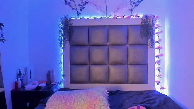 abbiecollins js online show from March 2026 03:59:02 AM