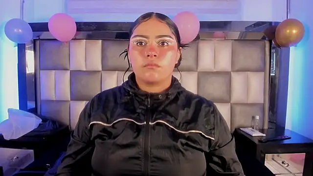 abbiecollins js online show from November 2025 03:27:02 AM