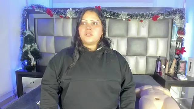 abbiecollins js online show from January 2026 03:45:01 AM