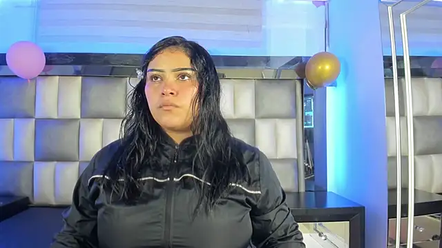 abbiecollins js online show from November 2025 04:11:01 AM