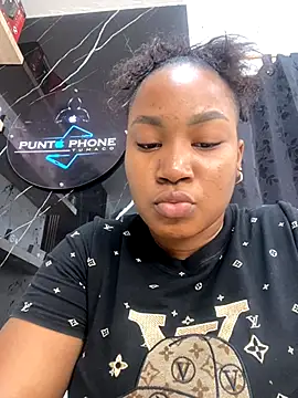Snapshot of Karol_sexy23 chatting on October 2025 02:17:02 PM Karol sexy23 online show from October 2025 02:17:02 PM
