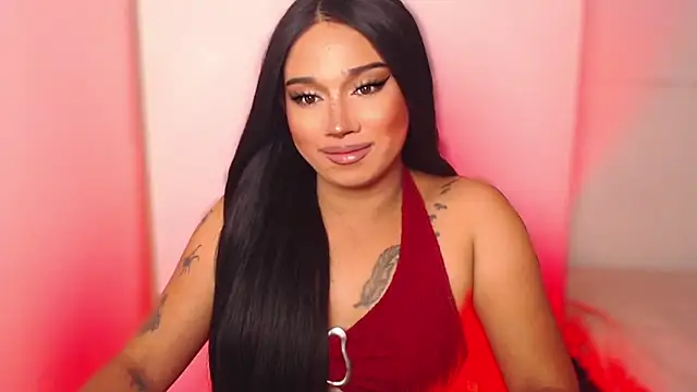 Snapshot of WomanOfYourDreams chatting on September 2025 11:49:02 PM WomanOfYourDreams online show from September 2025 11:49:02 PM