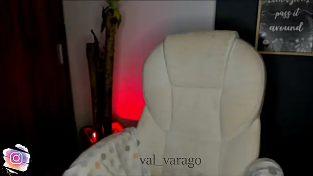 val varago online show from December 2025 06:45:01 AM