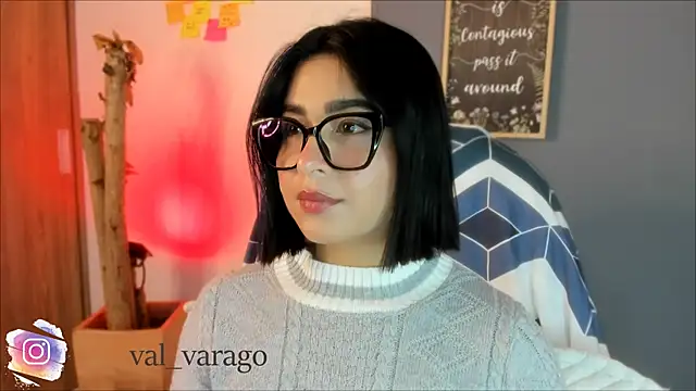 Snapshot of val_varago chatting on July 2026 03:47:01 AM val varago online show from July 2026 03:47:01 AM