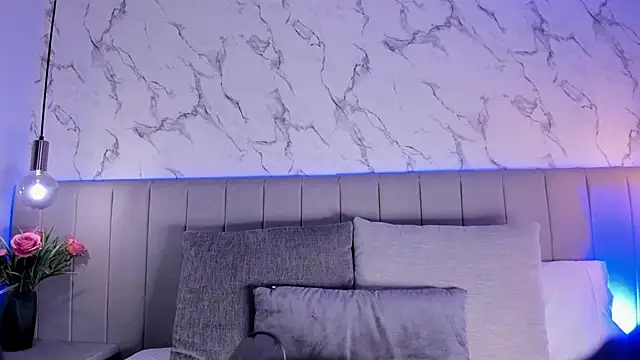 Amber Santana online show from November 2025 11:05:01 PM