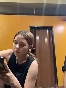 coupleyys online show from February 2026 02:18:02 AM