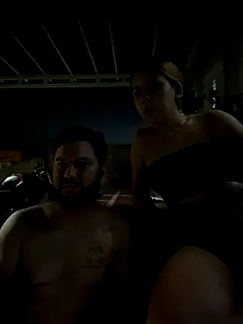 coupleyys online show from November 2025 02:04:01 AM