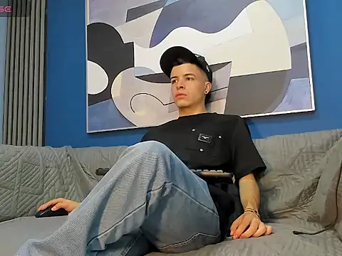 kevinn blue1 online show from September 2025 07:18:01 PM