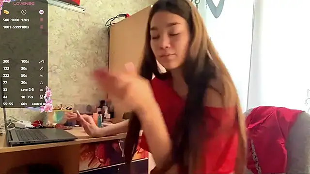 Cuteviola online show from May 2026 12:55:01 AM