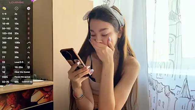 Cuteviola online show from April 2026 12:28:02 AM