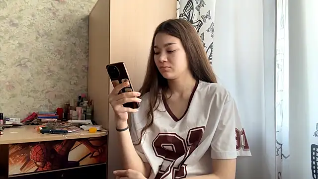 Cuteviola online show from March 2026 12:55:01 AM