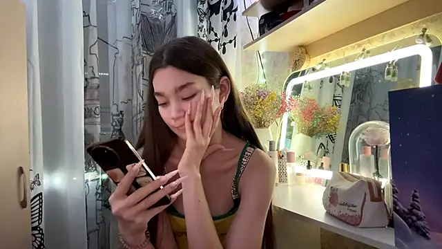 Cuteviola online show from December 2025 09:32:01 AM