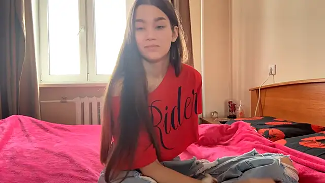 Cuteviola online show from October 2025 04:28:02 AM