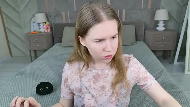 Alida Brice online show from April 2026 05:37:01 AM