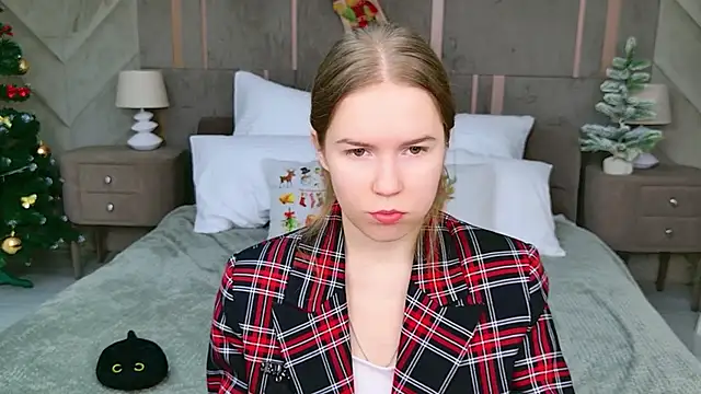 Alida Brice online show from December 2025 05:40:02 AM