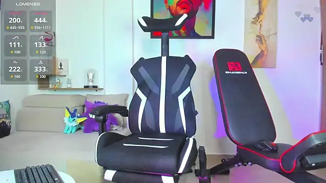 JordanRossie online show from November 2025 02:17:01 PM