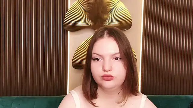 Vanessa Rise online show from September 2025 08:38:01 PM