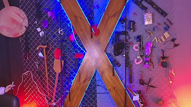 Dmorningstar bdsm online show from October 2025 01:21:01 PM