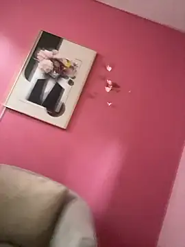 PrettyTiana  online show from December 2025 08:41:02 PM